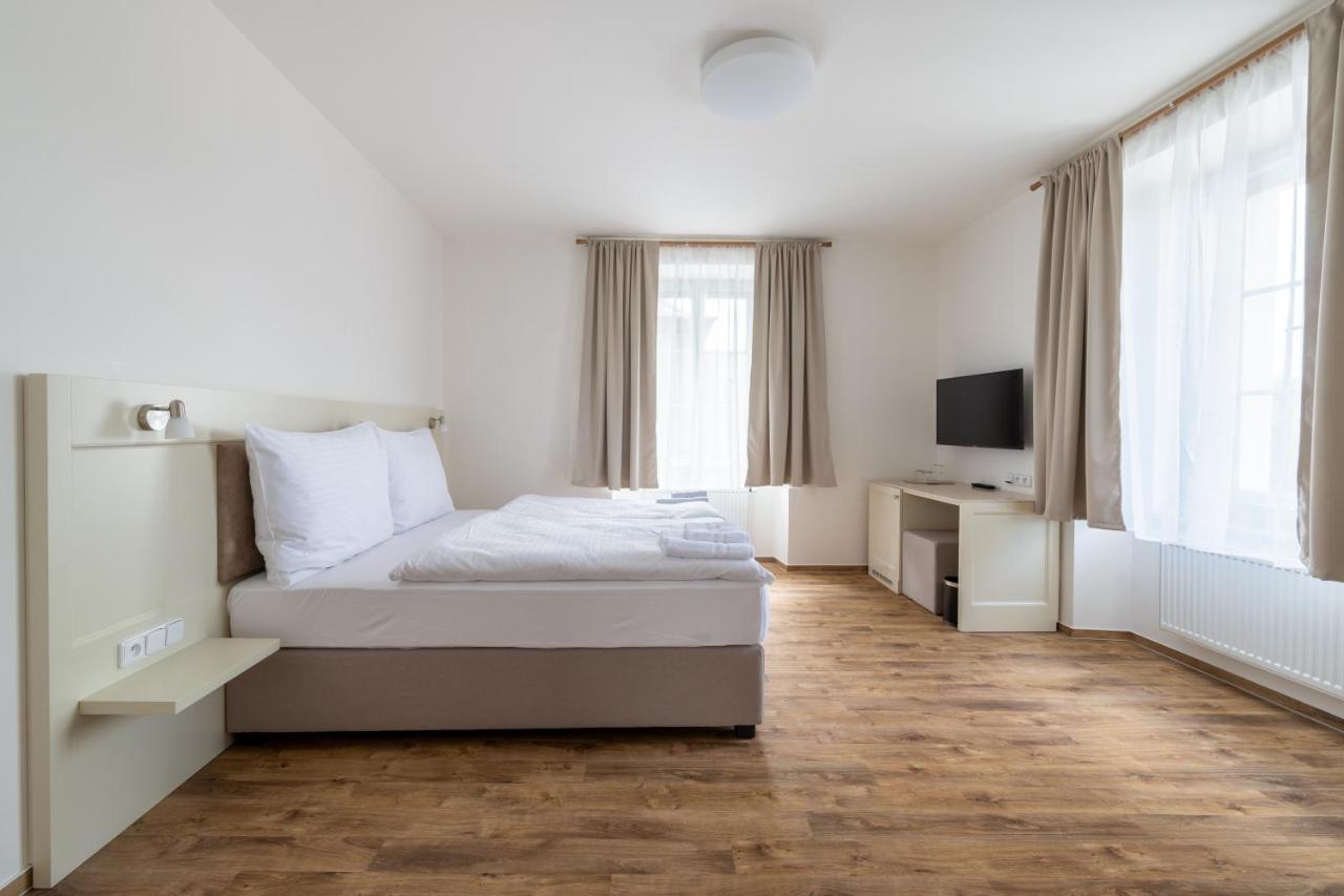 Hotel Barborsky Dvur Кутна Гора Екстер'єр фото
