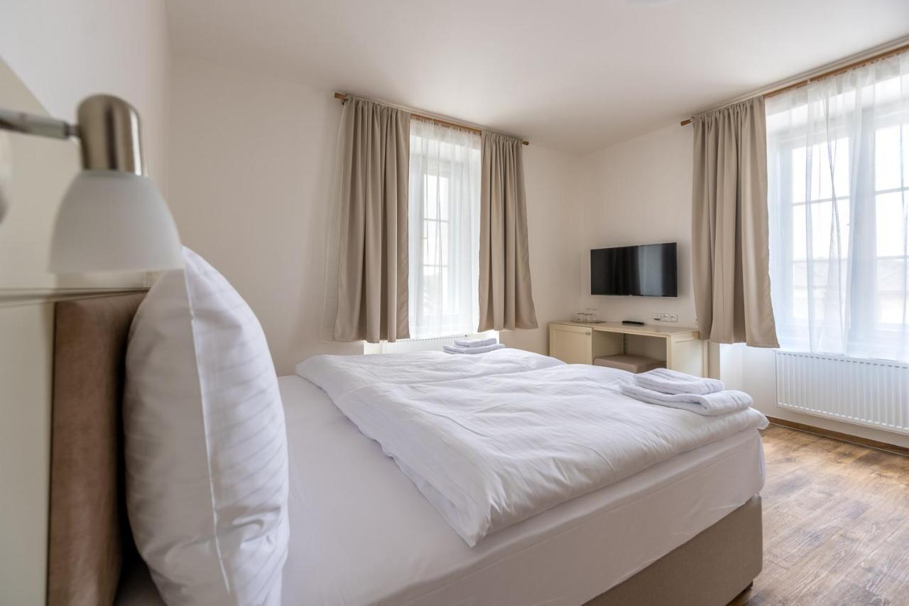 Hotel Barborsky Dvur Кутна Гора Екстер'єр фото
